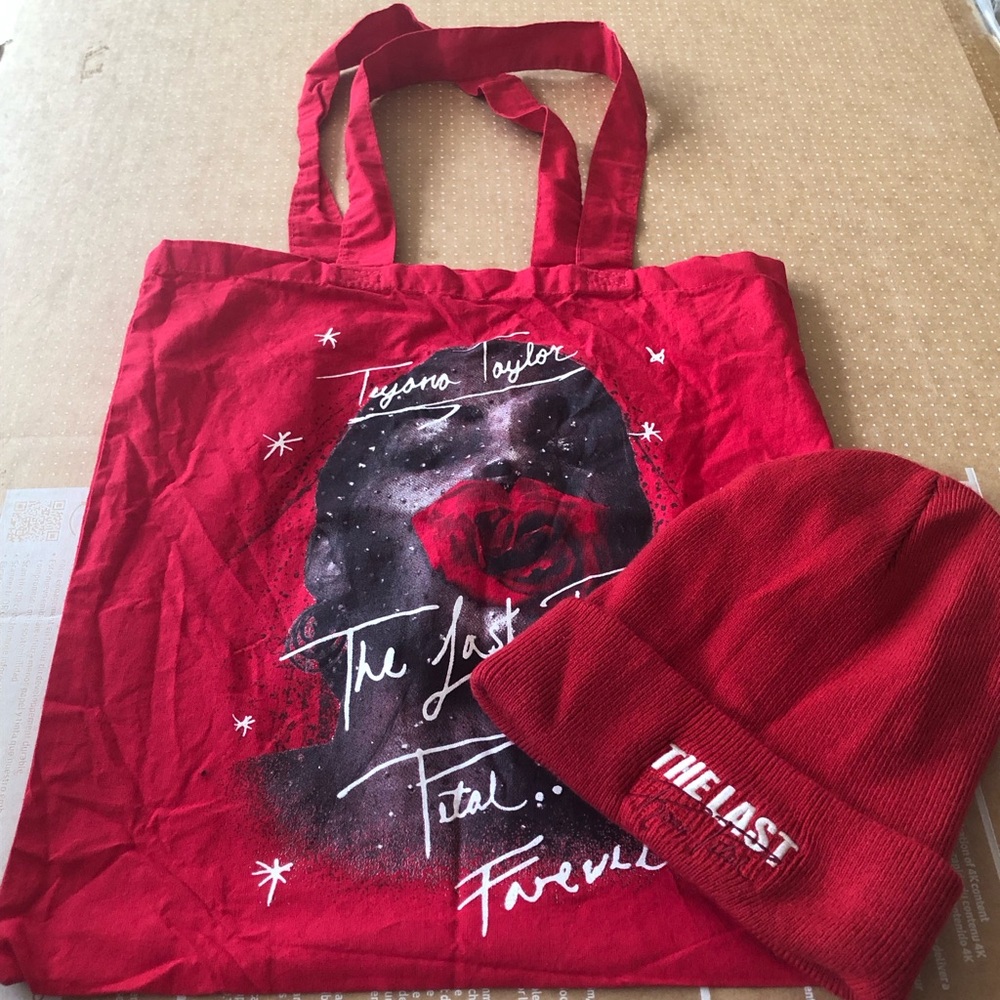 ❗️ CLOSING SALE ❗️ TEYANA TAYLOR MERCH BAG AND HAT